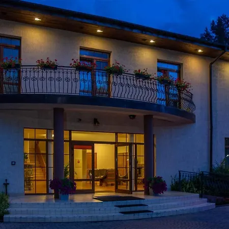 Gosciniec Jedrus Feriested *