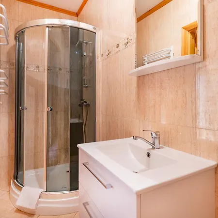 Gosciniec Jedrus * Dąbki