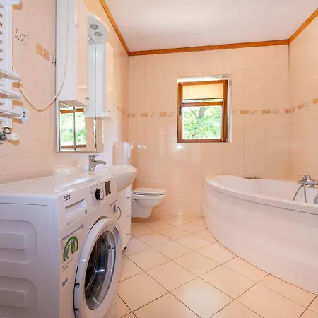 Resort Gosciniec Jedrus *