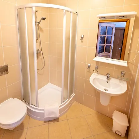 Feriested Gosciniec Jedrus Dąbki