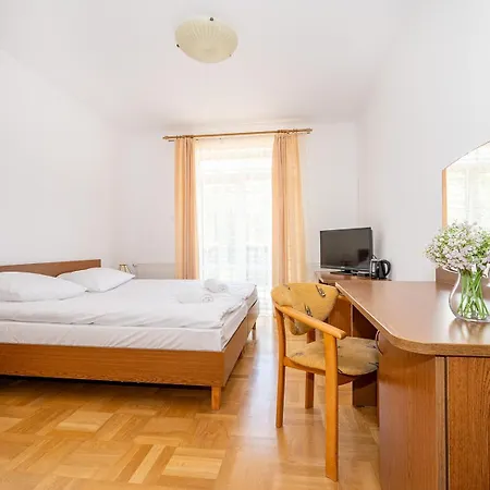 Feriested Gosciniec Jedrus *