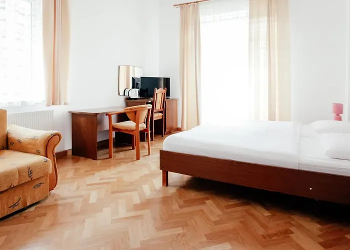 Gosciniec Jedrus Resort *